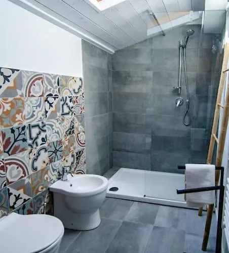 Fuoriporta Affitti Brevi - Corte 3 Con Parcheggio Gratuito Appartement *