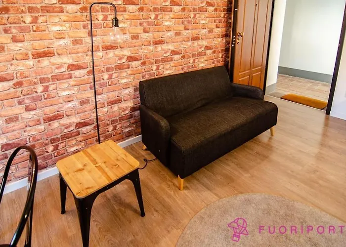 Fuoriporta Affitti Brevi - Corte 3 Con Parcheggio Gratuito * 帕爾馬